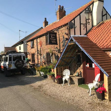 Yarm cottages Haystacks Kirklevington Exteriör bild